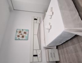 Apartamento 6, Calle San Sebastian 3